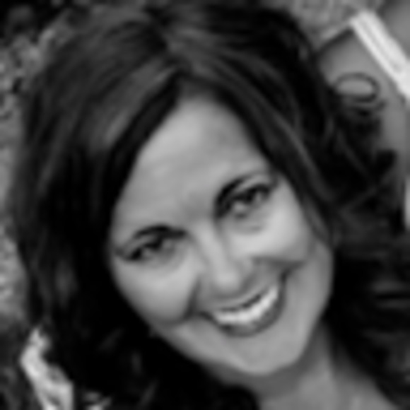 Meet your Posher, Julia - Picture 1 of 1